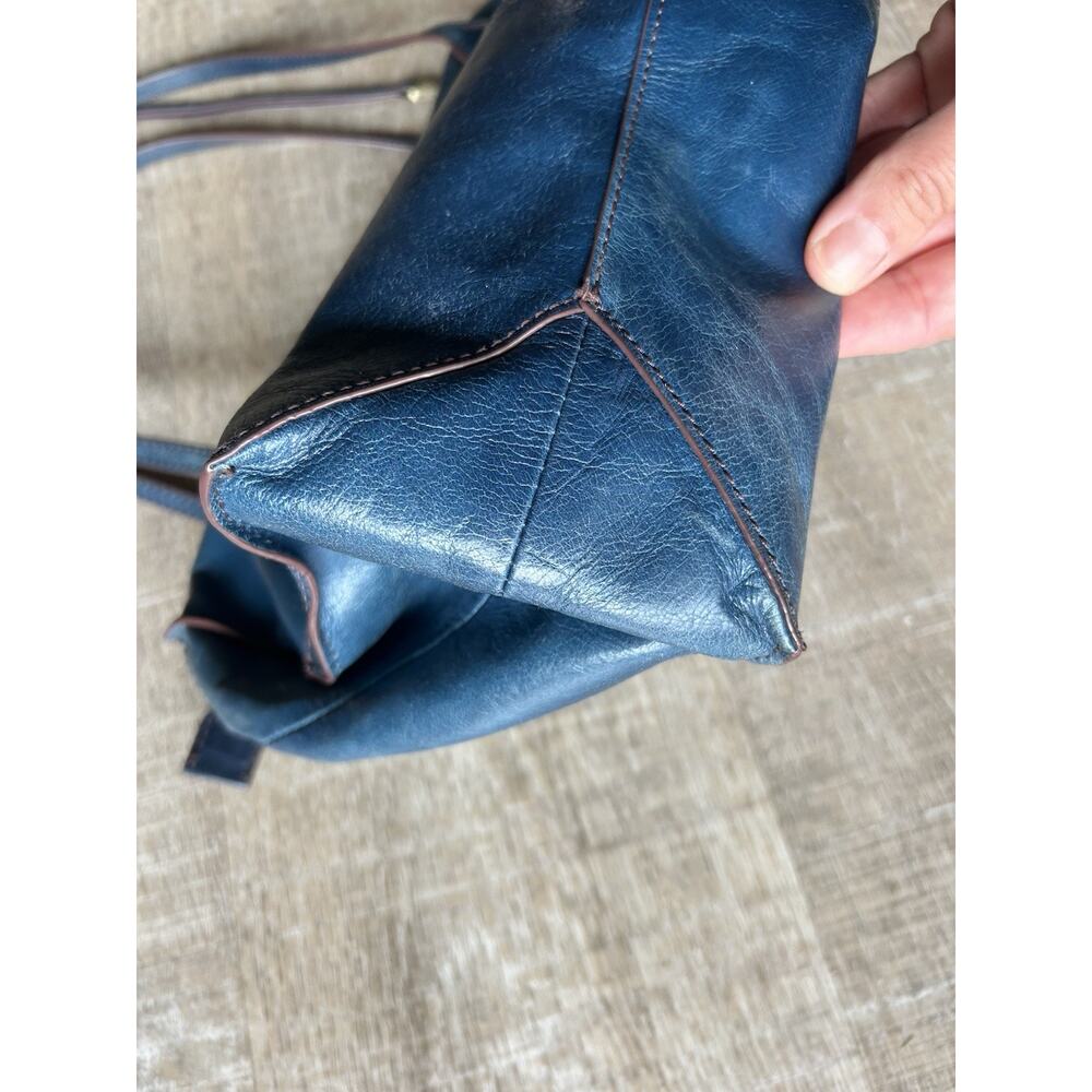 HOBO Leather Shoulder Tote Bag Blue Teal Zip Top Floral Lining Medium + Dust Bag - Picture 9 of 16